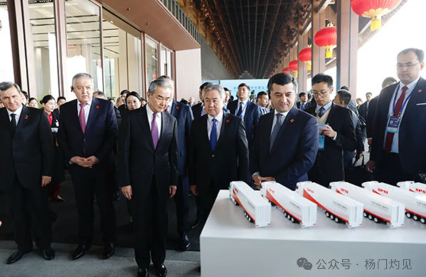 abb4b5866ef58f554bb1238884d64697.png abb4b5866ef58f554bb1238884d64697.png